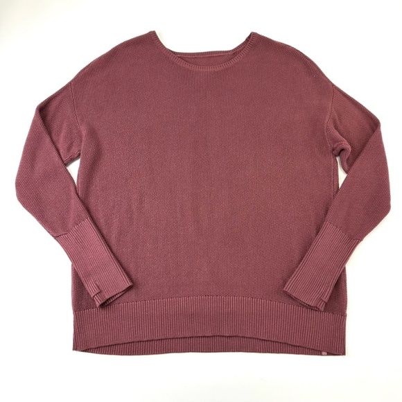 Lululemon Cashlu Crossover Back Sweater
Smoky Red M/L textured knit - Picture 1 of 12